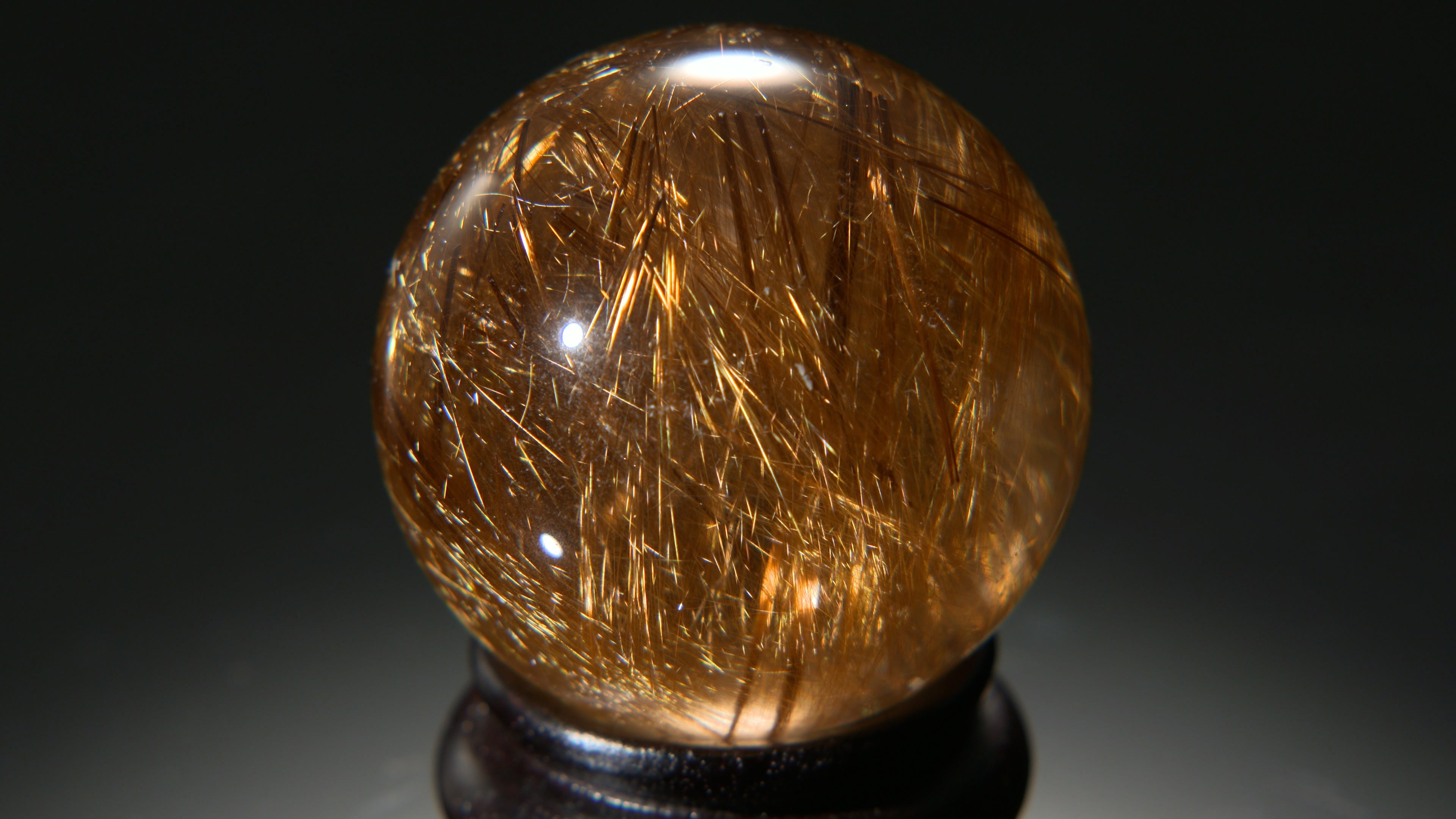 天然石ロードクォーツのスフィア　丸玉　ご購入前に在庫確認必要　F.104 天然石ロードクォーツのスフィア丸玉ご購入前に在庫確認必要F.104